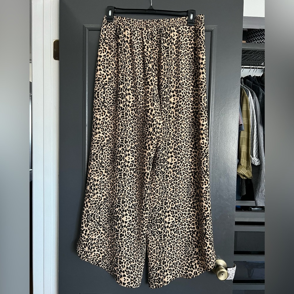 Evereve Peyton Jensen Whitney Pant, animal print, NWT, L - Picture 6 of 11